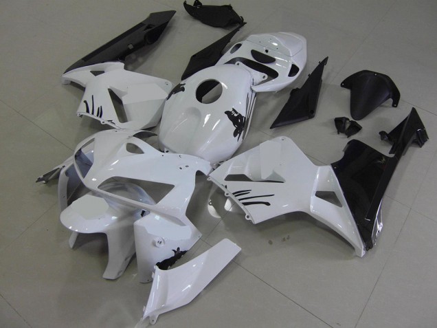 Carenado Moto Honda CBR 600 RR 2005-2006 - Blanco con Especial Calcomanías Carenado Moto Honda CBR 600 RR 2005-2006 - Blanco con Especial Calcomanías