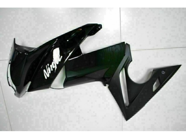Carenado Moto Kawasaki EX650 2009-2011 - Brillante Negro Carenado Moto Kawasaki EX650 2009-2011 - Brillante Negro