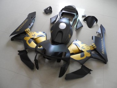 Kit Carenado Moto Honda CBR 600 RR 2003-2004 - Negro Oro Calcomanías