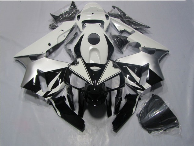 Kit Completo Carenado Moto Honda CBR 600 RR 2005-2006 - Negro Blanco Kit Completo Carenado Moto Honda CBR 600 RR 2005-2006 - Negro Blanco