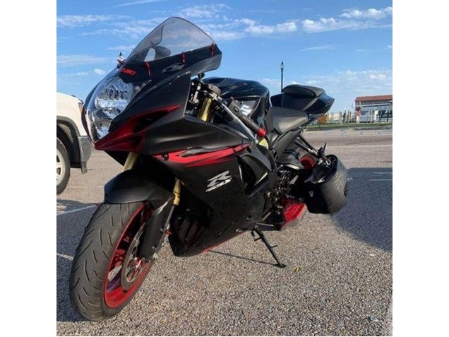 Mejores Carenados Moto Suzuki GSXR 600 / GSXR 750 2011-2024 - Negro Gris Rojo Línea